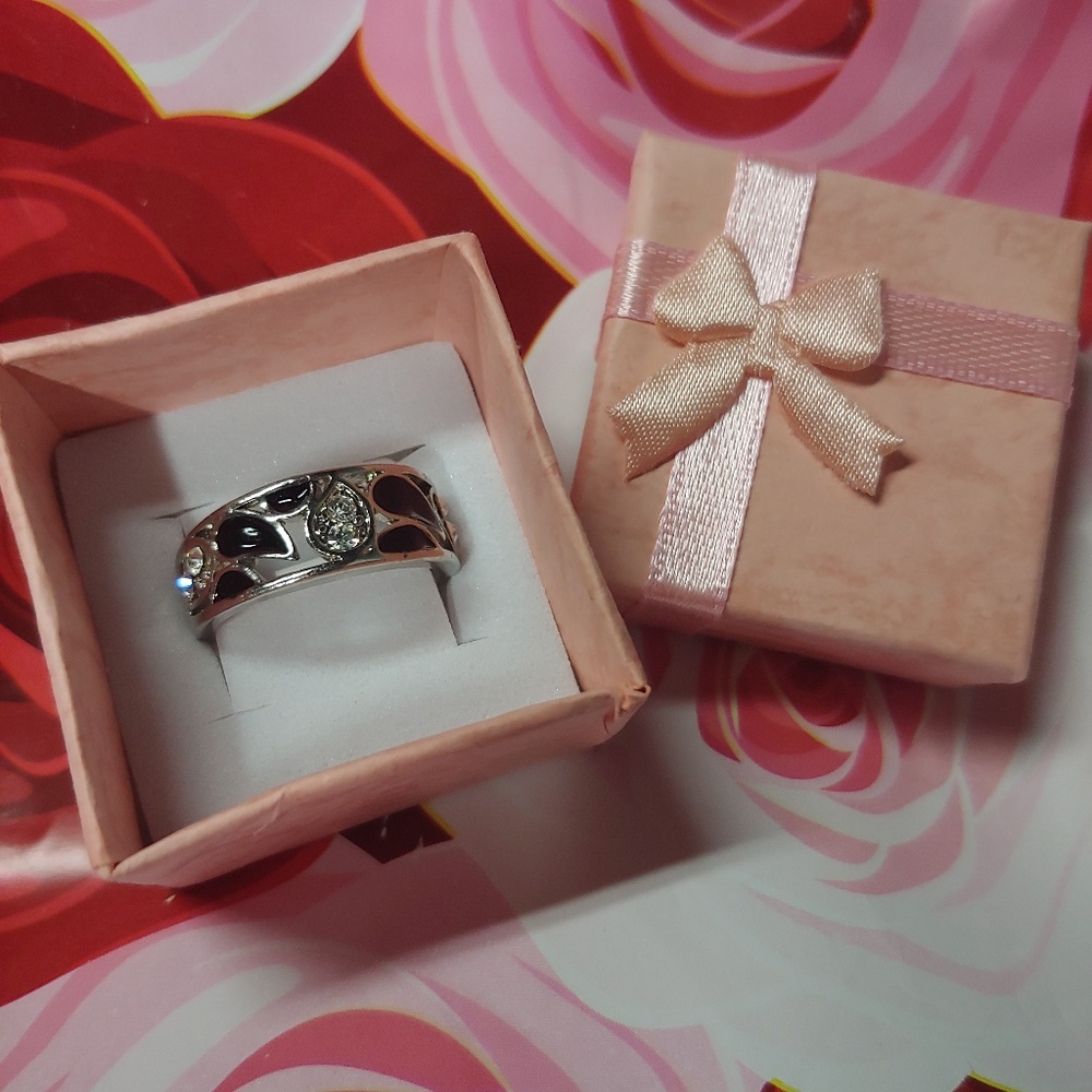 Onyx w Cubic Zirconia Accent Ring - Picture 1 of 3